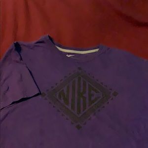 Nike tee